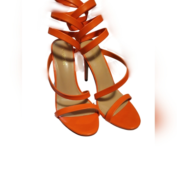 Shoe Dazzle heels - Picture 2 of 3